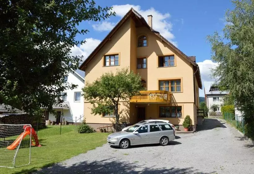 ペンション Penzion U Laca