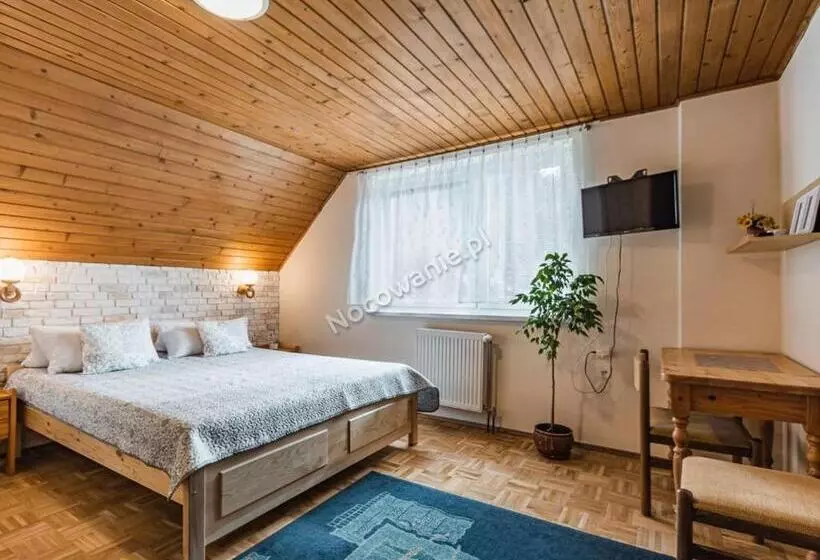 ペンション Penzion U Laca