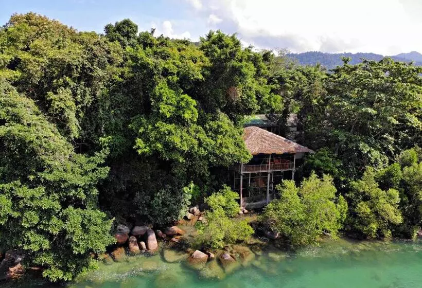 Majatalo Poseidon Bungalows