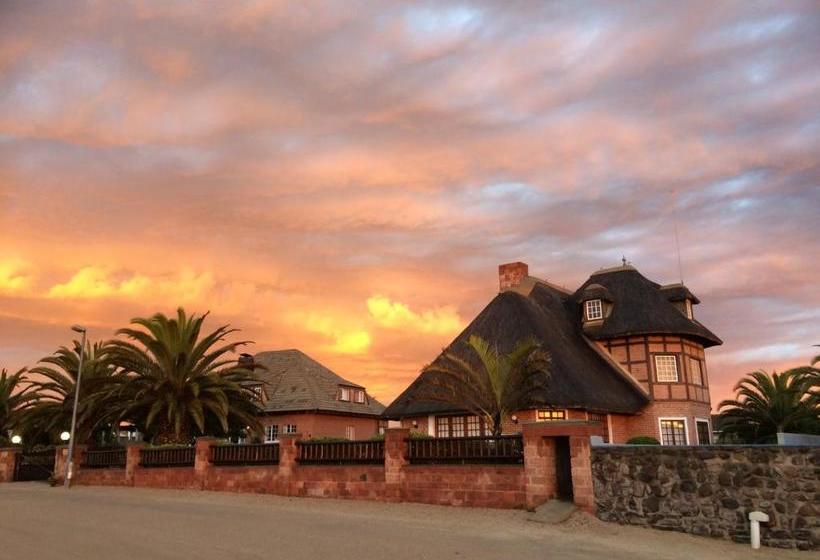 پانسیون Villa Sohrada