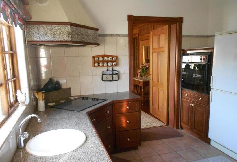 پانسیون Villa Sohrada