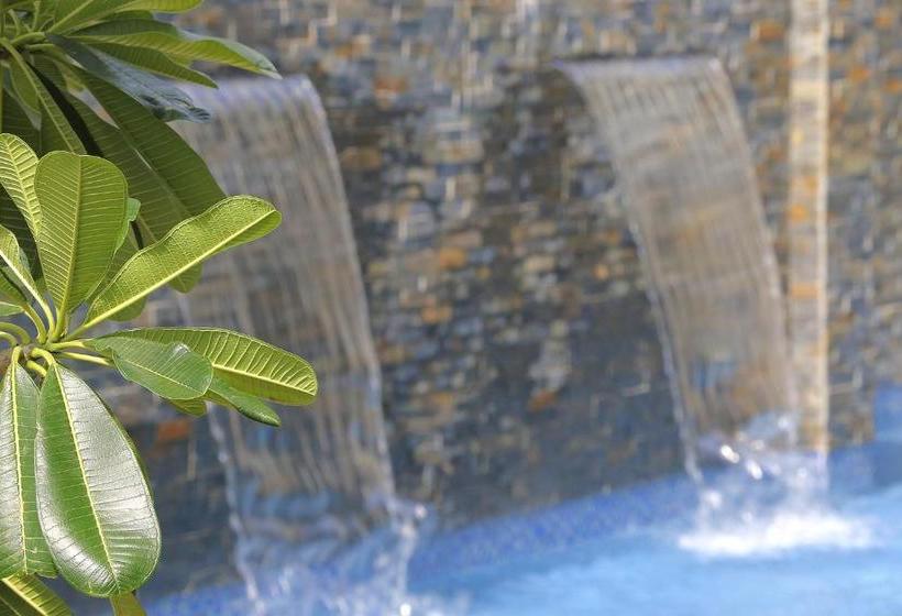 The Palms Denarau Fiji