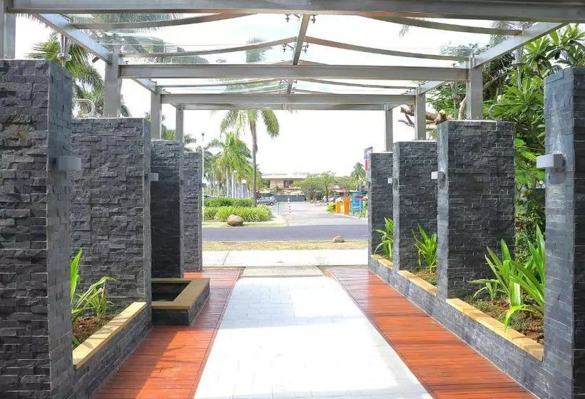 The Palms Denarau Fiji