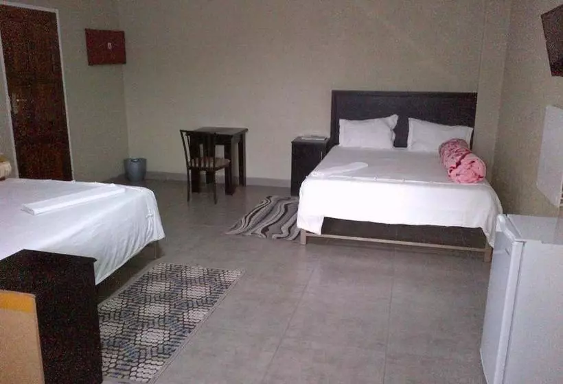 ユースホステル Chisam Guest Lodge Pty Ltd