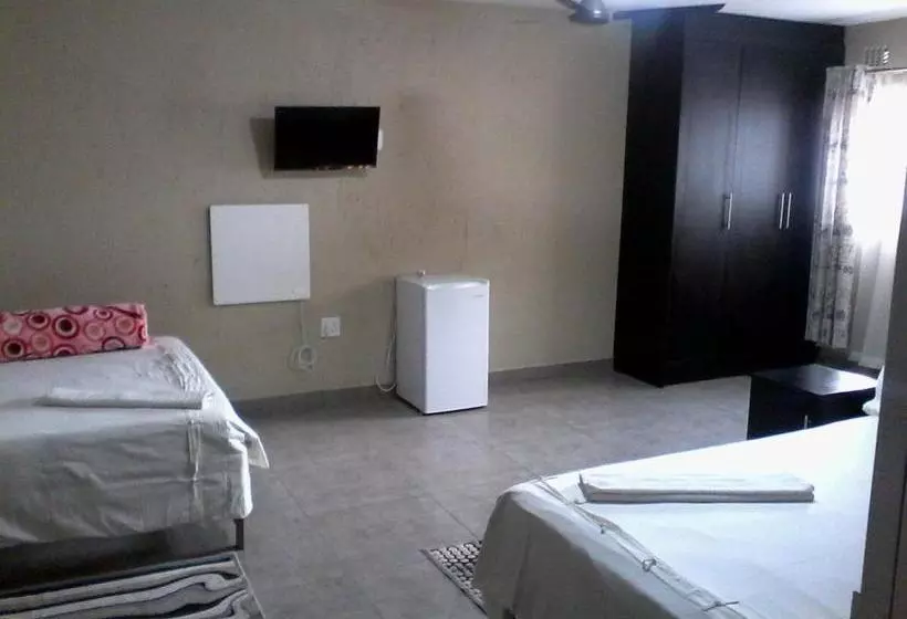 ユースホステル Chisam Guest Lodge Pty Ltd