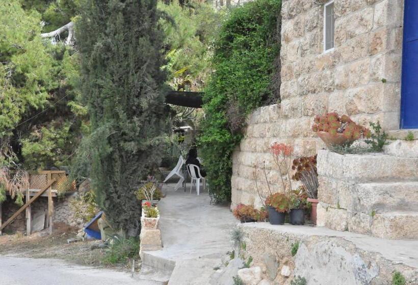 پانسیون Hosh Al Subbar