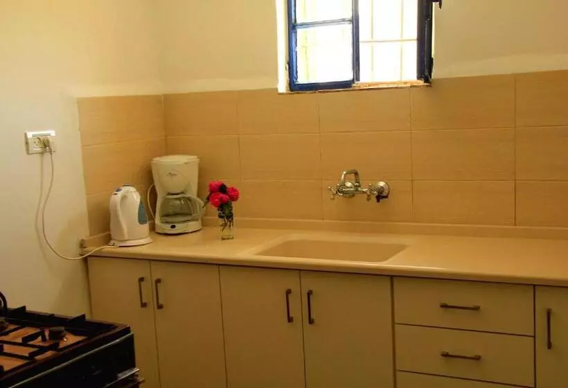 پانسیون Hosh Al Subbar