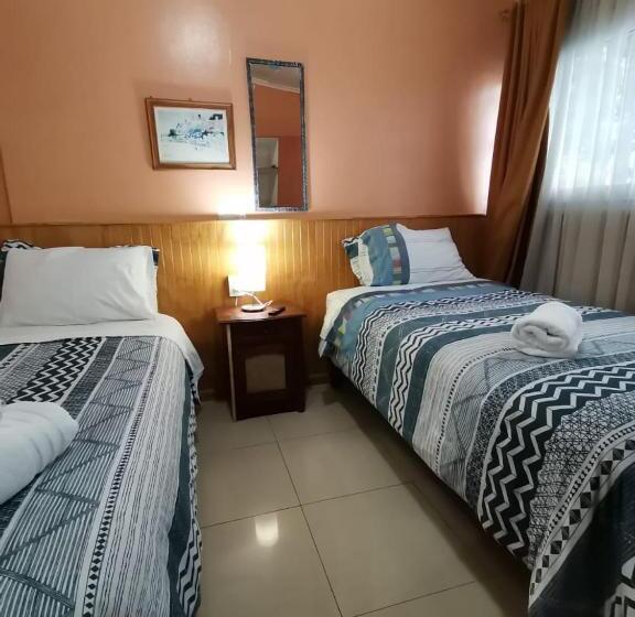 پانسیون Hostal Las Heras