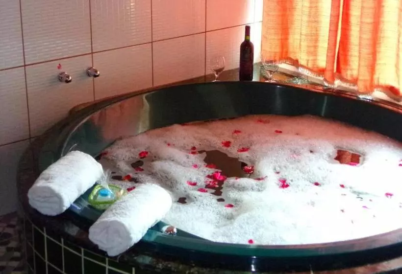 Majatalo Pousada Chalés Vista Da Serra