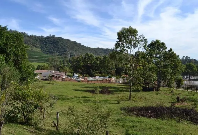 ペンション Pousada Sitio Bom Fim