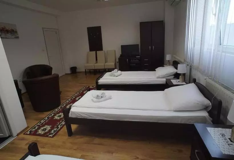 پانسیون Guest House Royal Ii