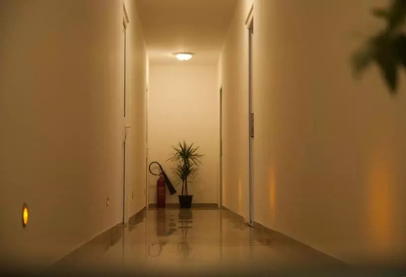 پانسیون Guest House Royal Ii