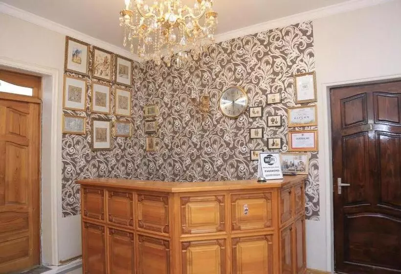 پانسیون Rumi Hotel & Hostel