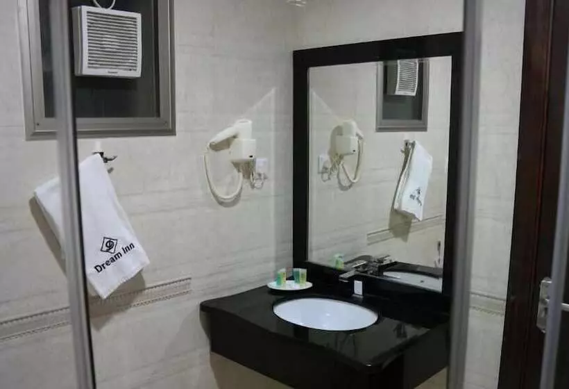 Dream Inn Hotel And Suites