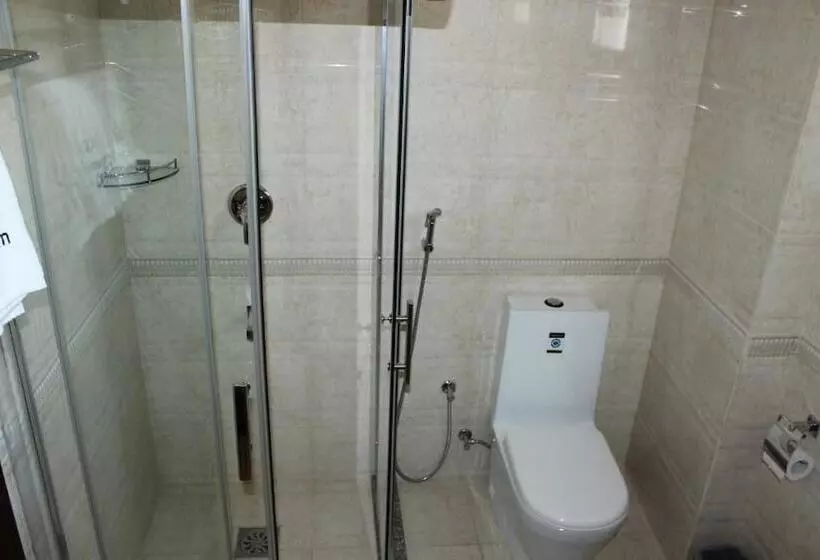 Dream Inn Hotel And Suites