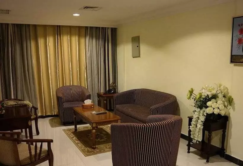 Dream Inn Hotel And Suites