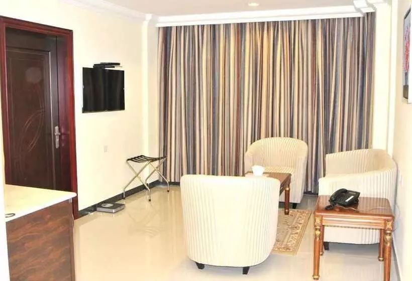 Dream Inn Hotel And Suites