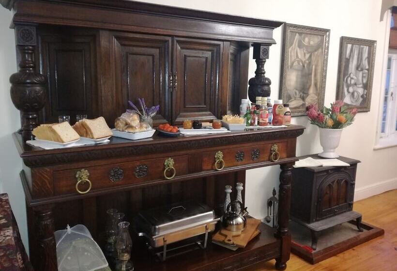 膳宿费 6 On Kloof Guest House