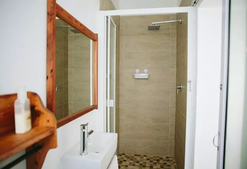 Majatalo 6 On Kloof Guest House