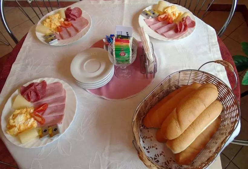 ペンション Aben & Hana Penzion