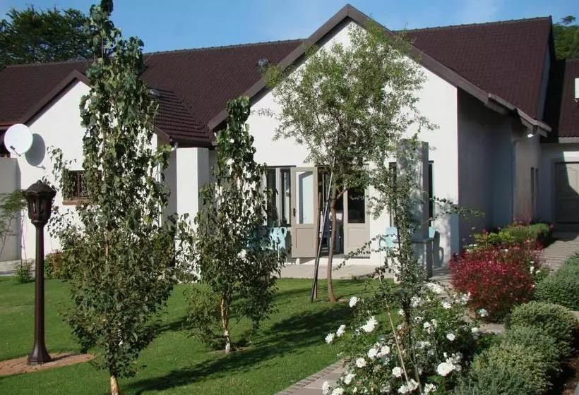 ペンション Bergliot Guest House