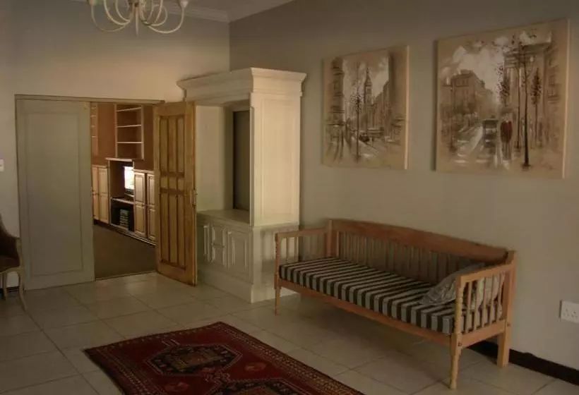 ペンション Bergliot Guest House