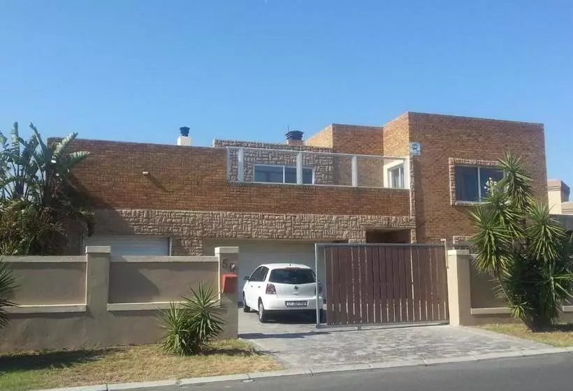 Majatalo Beth El Guesthouse