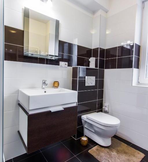 بنسيون Sentami