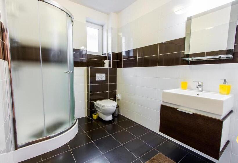 بنسيون Sentami