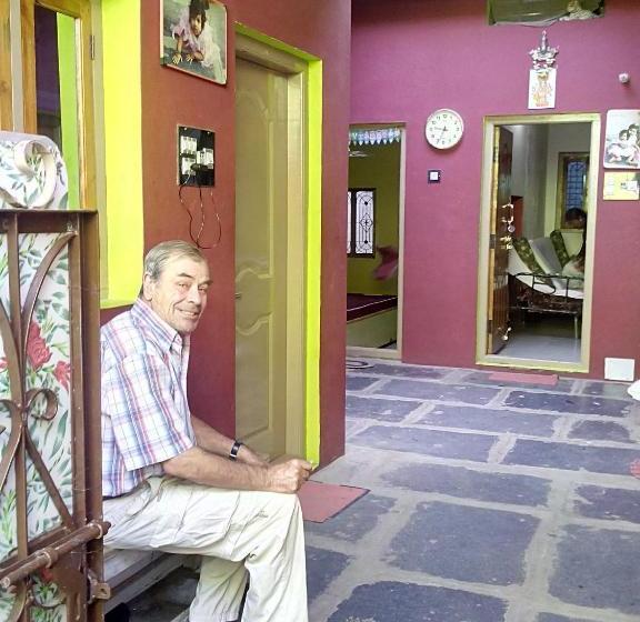 Pensjonat Riverside Homestay