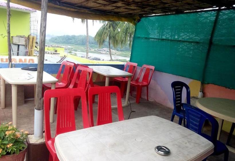 Pensjonat Riverside Homestay