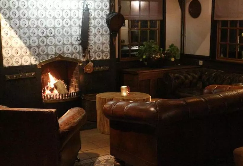 ユースホステル Herberg Erve Kots Logement