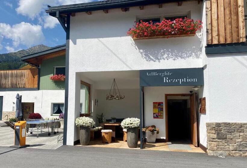 Arlberglife Ferienresort