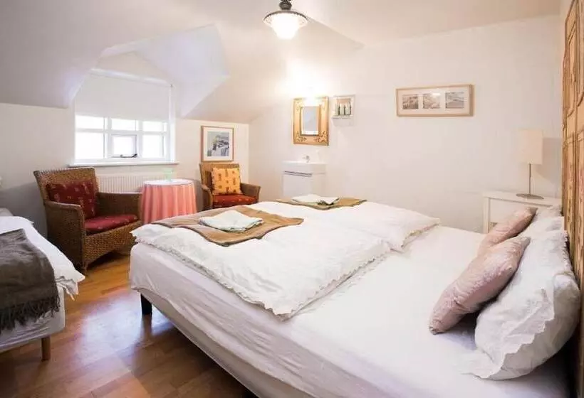 پانسیون Guesthouse Fludir