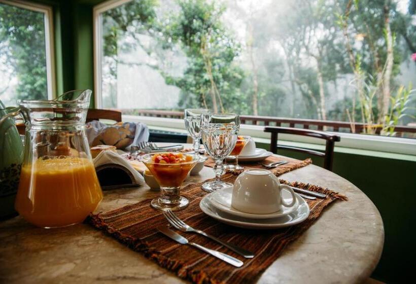 بنسيون La Réserve Suites