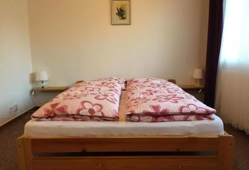 Majatalo Penzion Na Vyhlídce