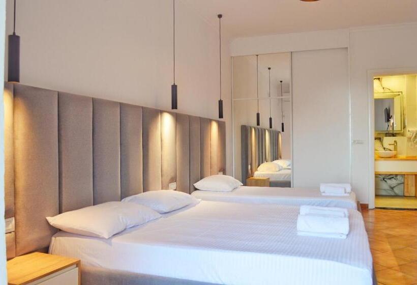 تختخواب و صبحانه Velco Bb Himara