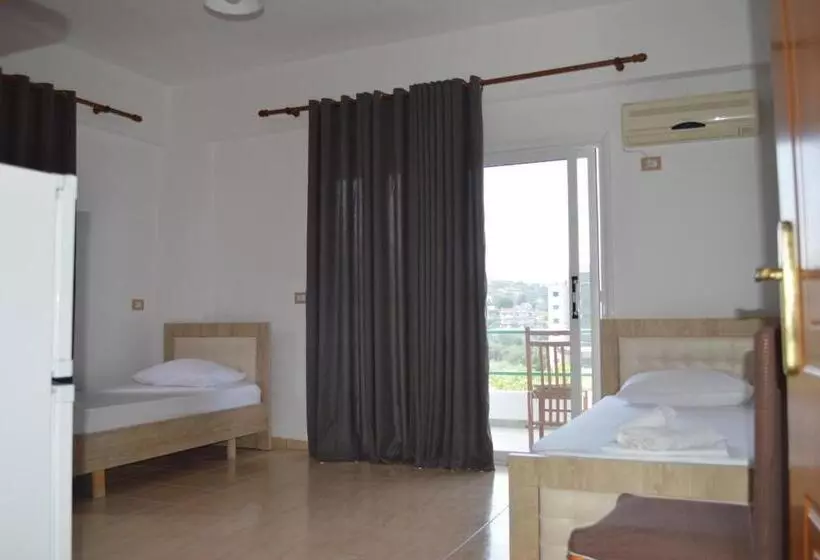 Aamiaismajoitus (B&B) Velco Bb Himara