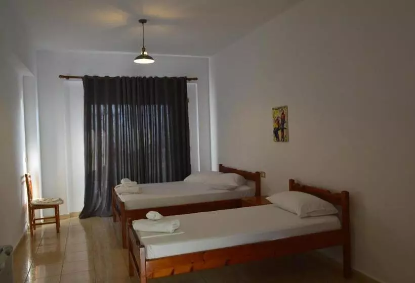Aamiaismajoitus (B&B) Velco Bb Himara