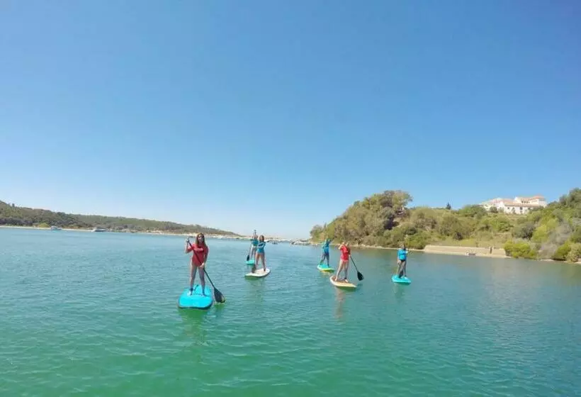 ホテル The Blue Bamboo  Duna Parque Group