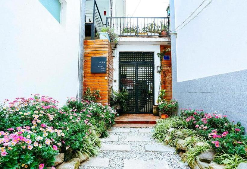 פנסיון Snow King