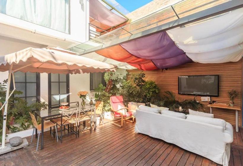 פנסיון Snow King