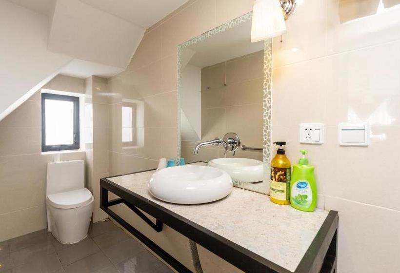 פנסיון Snow King