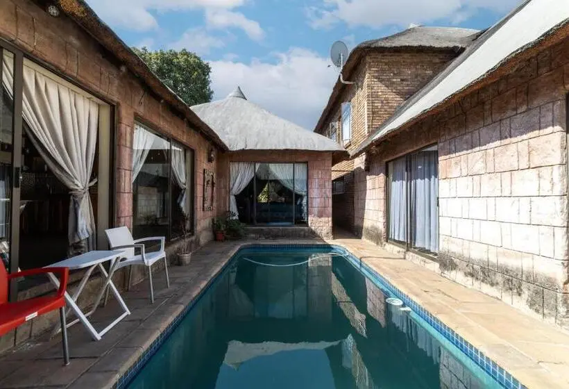 ペンション Thatch Haven Guesthouse