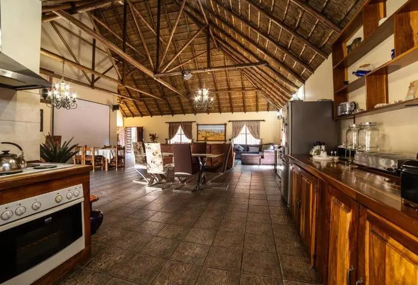 ペンション Thatch Haven Guesthouse