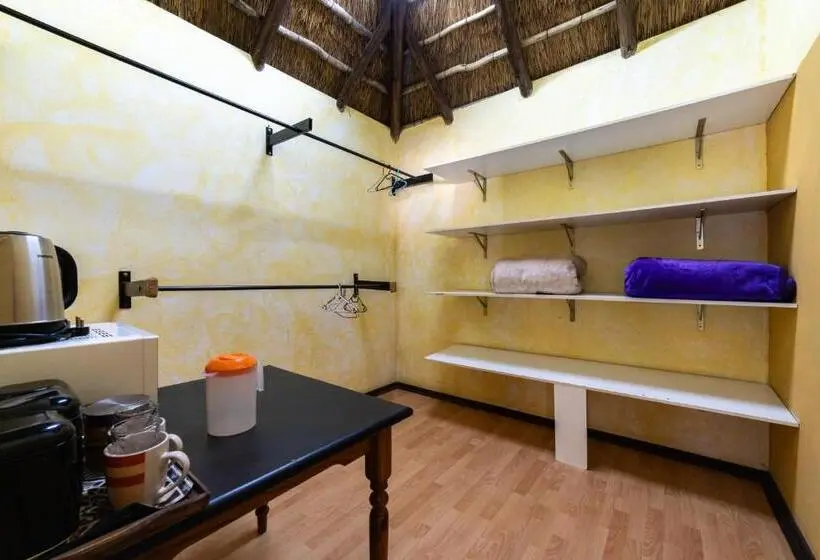 ペンション Thatch Haven Guesthouse