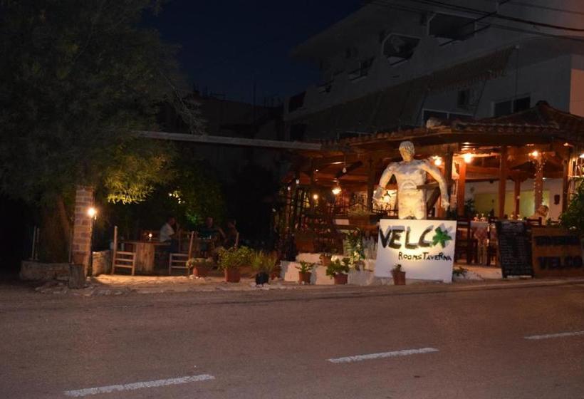 تختخواب و صبحانه Velco Bb Himara