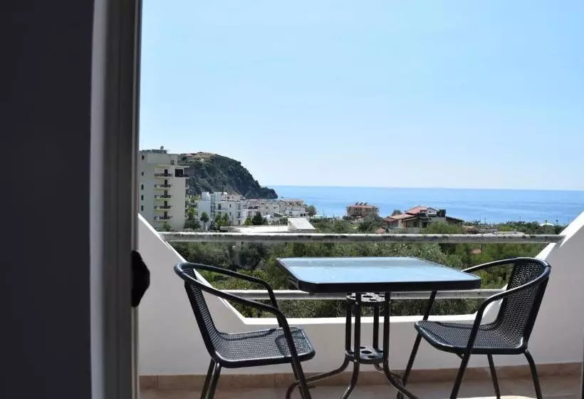 Aamiaismajoitus (B&B) Velco Bb Himara