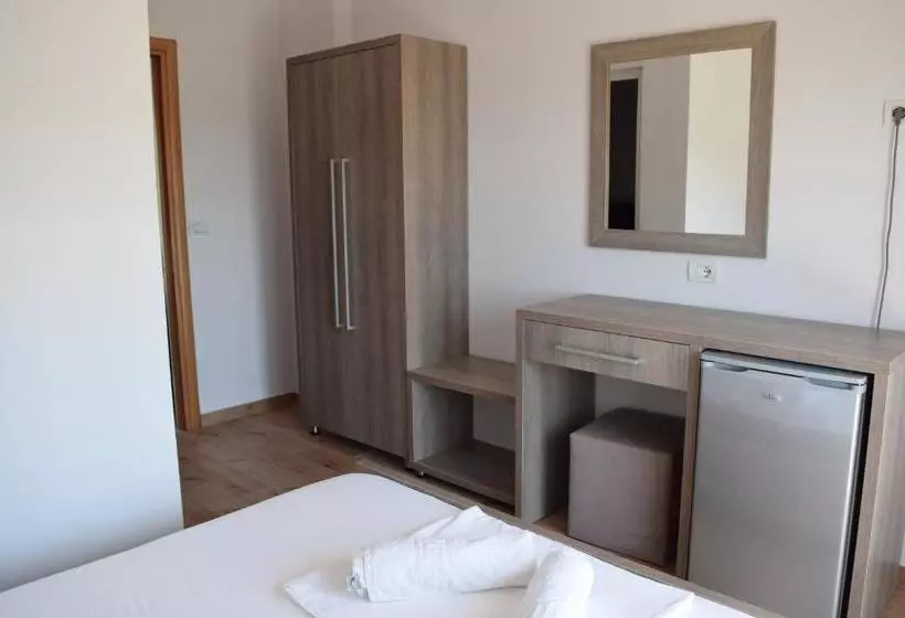 Aamiaismajoitus (B&B) Velco Bb Himara