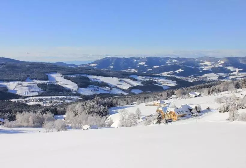 Retkeilymaja Wildwiesenhof